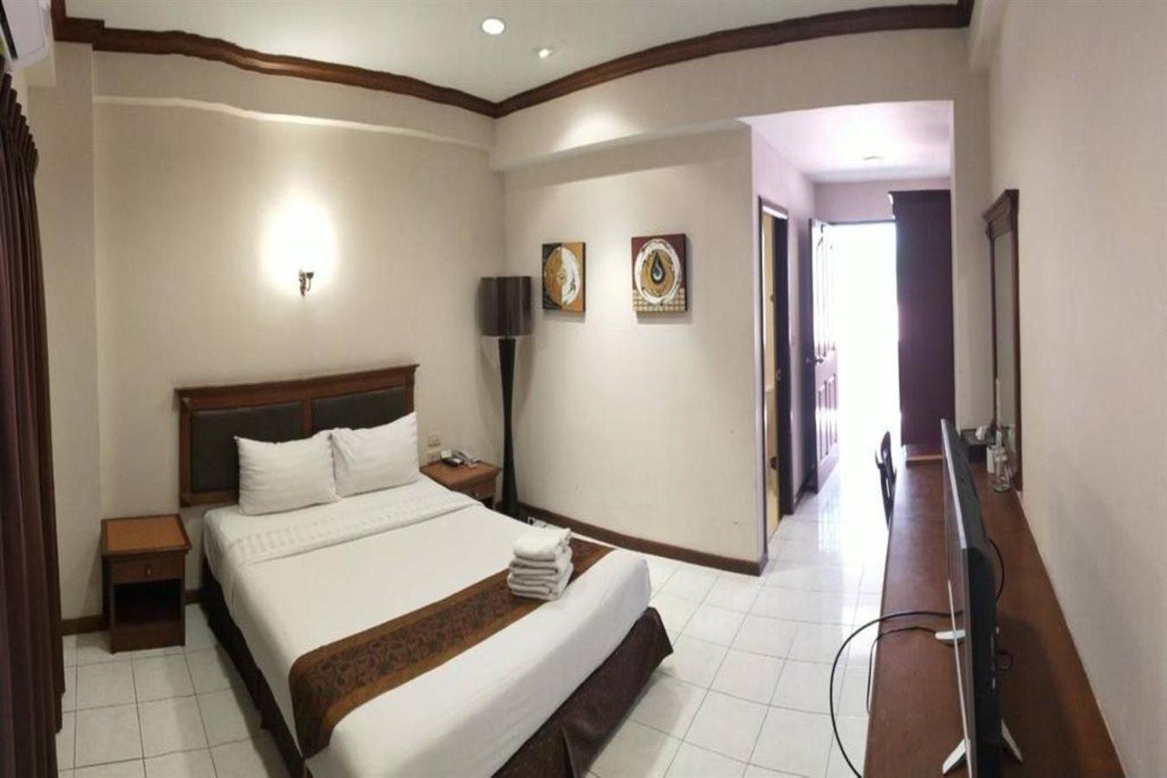 Inn House- SHA Extra Plus Pattaya Extérieur photo