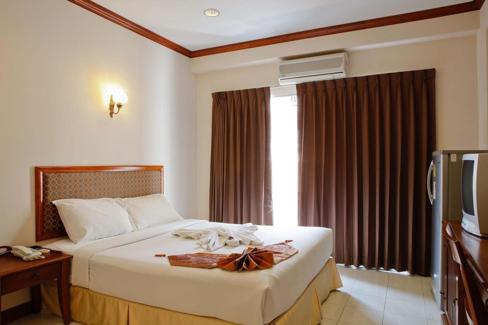 Inn House- SHA Extra Plus Pattaya Extérieur photo