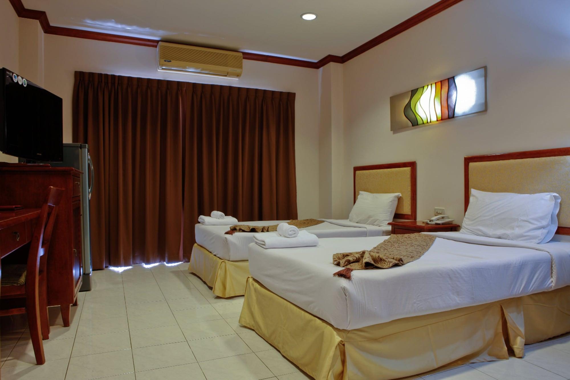Inn House- SHA Extra Plus Pattaya Extérieur photo