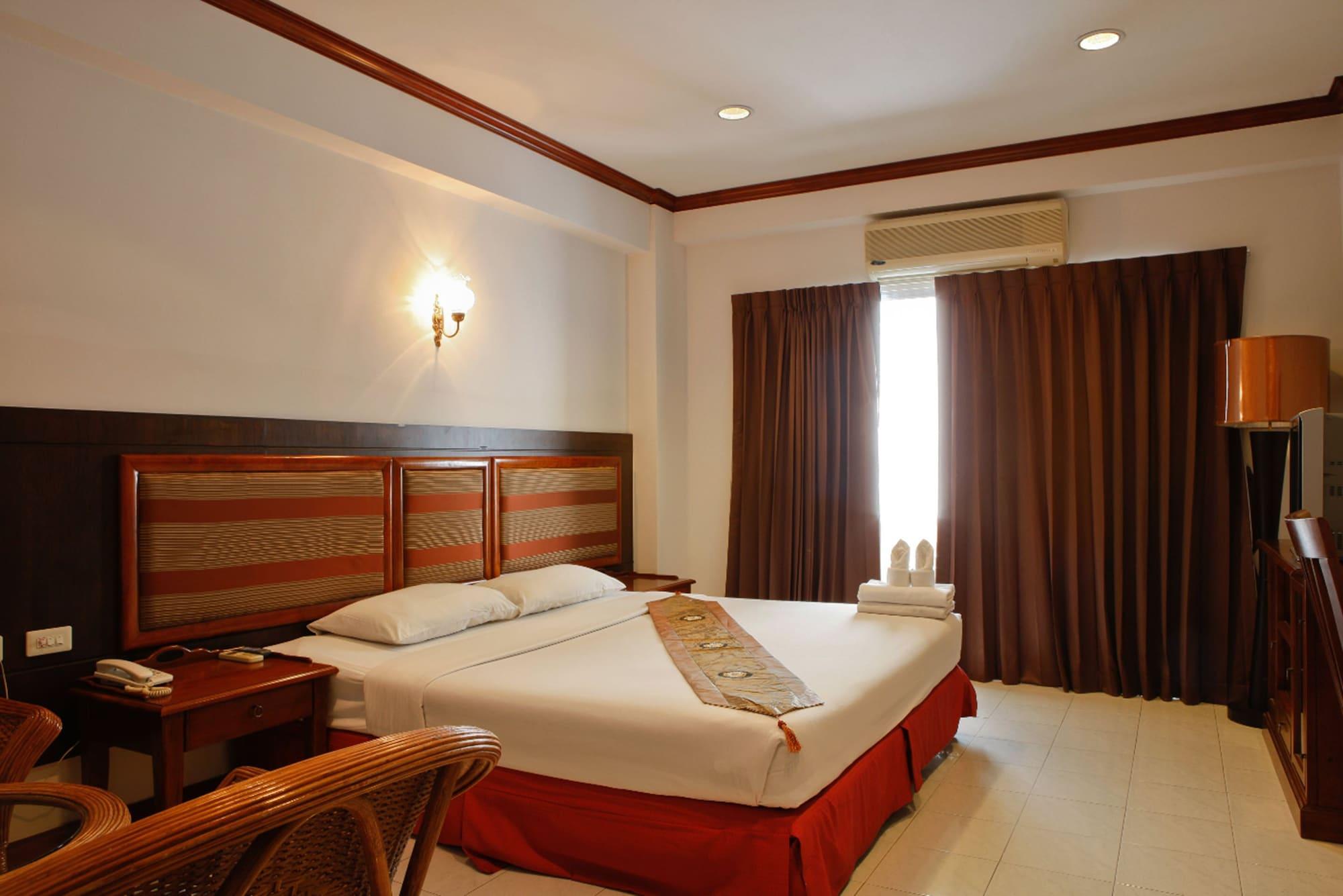 Inn House- SHA Extra Plus Pattaya Extérieur photo