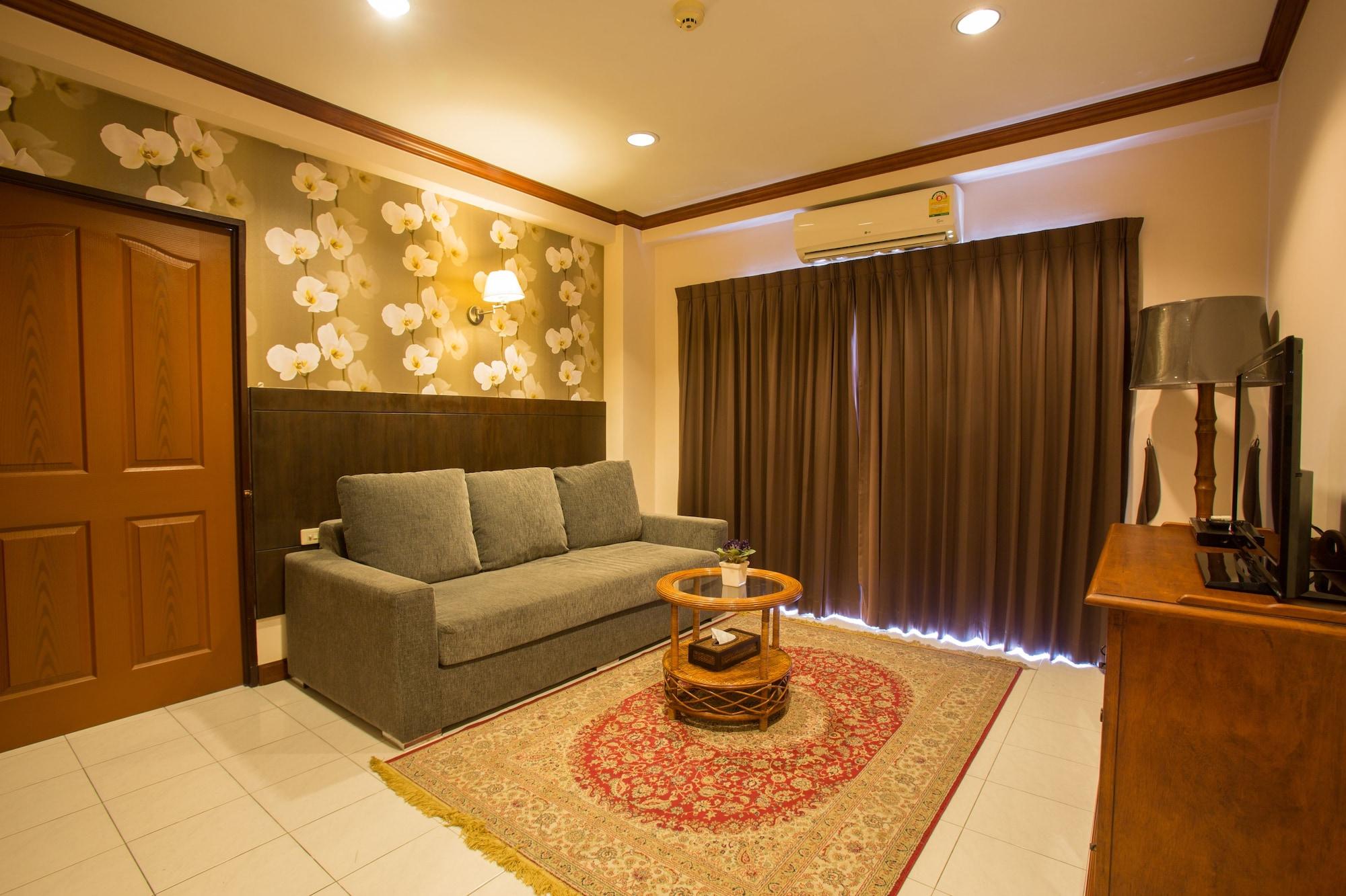 Inn House- SHA Extra Plus Pattaya Extérieur photo